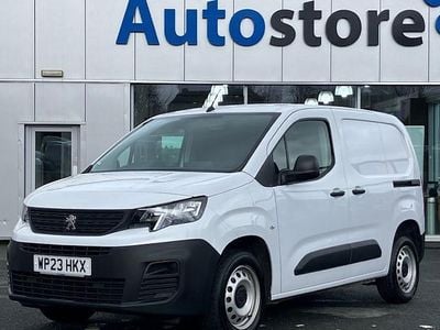Used Peugeot Partner Premium 102 HP (75 kW) 2023 MPV
