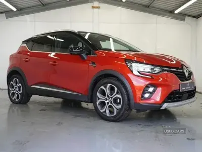 Begagnad Renault Captur Techno 91 HK (66 kW) 2024 Röd SUV