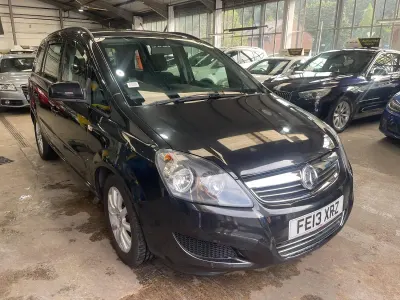 Used Vauxhall Zafira 115 HP (84 kW) 2013 Black MPV
