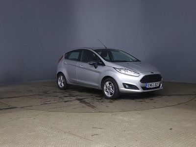 Used Ford Fiesta Zetec 80 HP (58 kW) 2014 Silver Hatchback