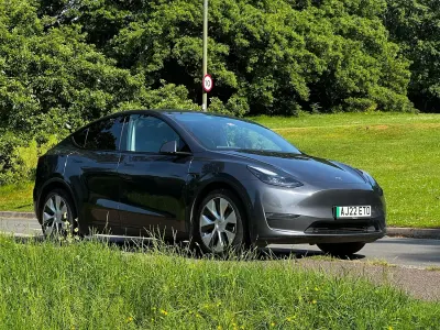 Used Tesla Model Y Long Range AWD 378 kW (514 HP) 2022 Grey SUV