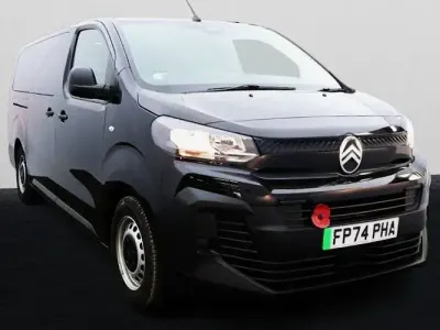 Used Citroën Spacetourer 136 HP (100 kW) 2024 Black MPV