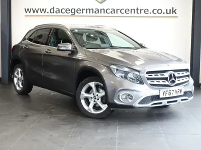 Usado Mercedes GLA200 156 HP (114 kW) 2017 Cinzento SUV