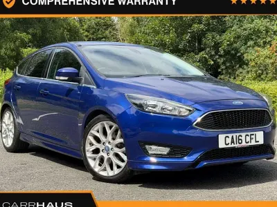 Used Ford Focus Zetec 2016 Blue Hatchback