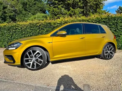 Used VW Golf VII R-line 150 HP (110 kW) 2017 Yellow Hatchback