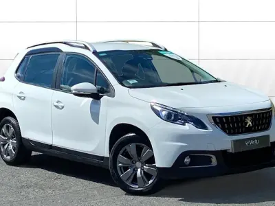 Used Peugeot 2008 Active 110 HP (80 kW) 2019 White SUV