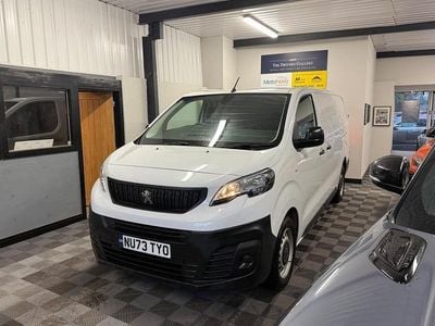 White Used 2023 Peugeot Expert Premium Van | £12,995 (Good price)
