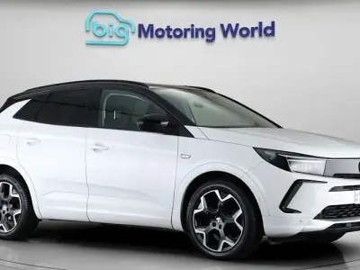 Used Vauxhall Grandland X Ultimate 131 HP (96 kW) 2023 White SUV