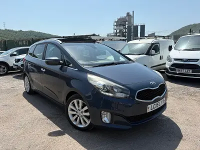Used Kia Carens 2015 Blue MPV