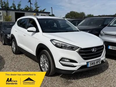 Used Hyundai Tucson SE 134 HP (98 kW) 2016 White SUV