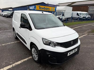 White Used 2021 Peugeot Partner Premium MPV | £5,995 (Fair price)