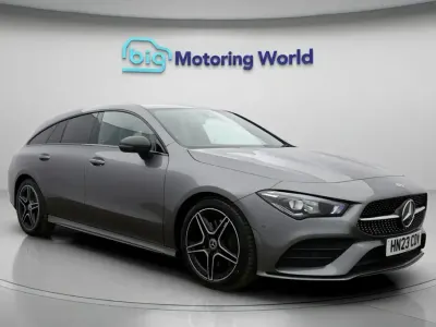 Begagnad Mercedes CLA200 Executive 2023 Grå Kombi