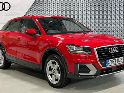 Begagnad Audi Q2 Sport 150 HK (110 kW) 2018 Röd SUV