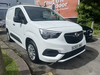 Used Vauxhall Combo Sportive 2020 White MPV