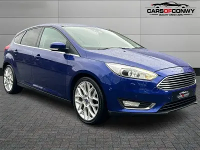 Used Ford Focus Titanium X 182 HP (133 kW) 2017 Blue Hatchback