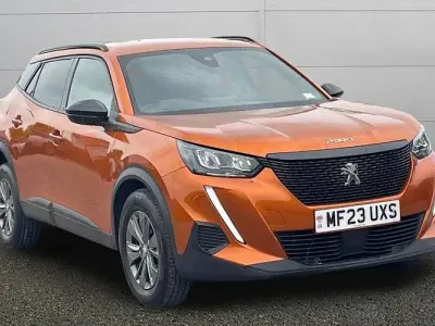 Second-hand Peugeot 2008 Active+ 101 CP (74 kW) 2023 Portocaliu SUV