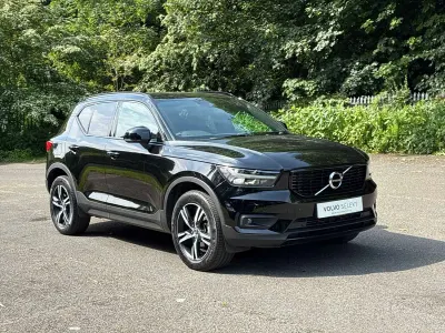 Used Volvo XC40 R-Design 2022 Black SUV