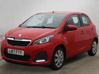 Used Peugeot 108 Active 68 HP (50 kW) 2017 Red Hatchback