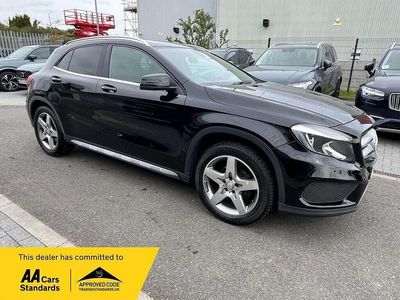 Usado Mercedes GLA200 AMG line 2015 Preto SUV