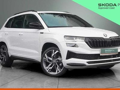 Moon white metallic Used 2025 Skoda Karoq SportLine SUV | £26,750 (Good price)