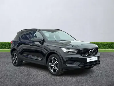 Used Volvo XC40 R-Design 163 HP (119 kW) 2022 Black SUV