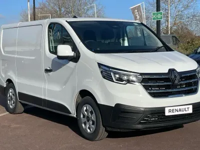 New Renault Trafic 150 HP (110 kW) 2026 White MPV