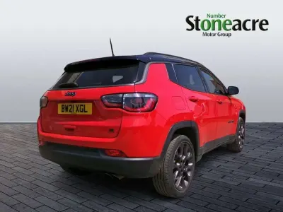 Used Jeep Compass 140 HP (102 kW) 2021 Red/black SUV