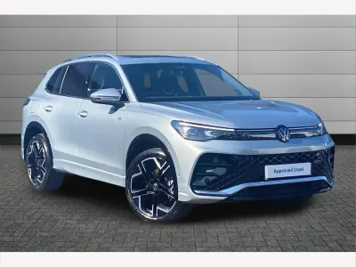 Used VW Tiguan R-line 268 HP (197 kW) 2025 Silver SUV
