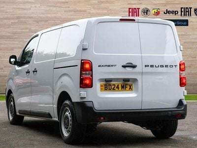 Used Peugeot Expert 145 HP (106 kW) 2024 White Van