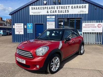 Used Mini Cooper D 2013 Red Hatchback