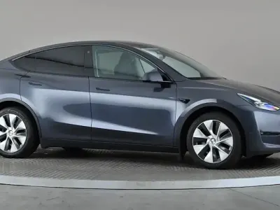 Used Tesla Model Y Long Range AWD 286 kW (389 HP) 2025 SUV
