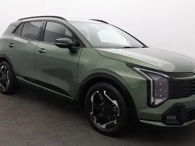 Used Kia Sportage GT-Line 147 HP (108 kW) 2025 Green SUV