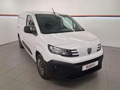 Second-hand Peugeot Partner S 131 CP (96 kW) 2024 Alb Monovolum