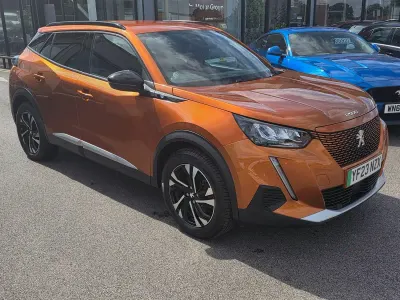 Used Peugeot e-2008 Allure+ 50 kW (68 HP) 2023 Orange SUV