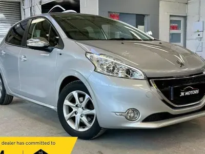 Used Peugeot 208 Style 82 HP (60 kW) 2014 Hatchback