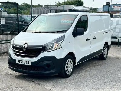 Used Renault Trafic Business 120 HP (88 kW) 2021 White MPV