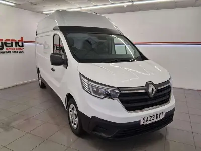 Used Renault Trafic Business 2023 White MPV
