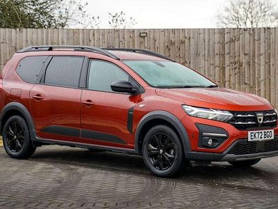 Brown Used 2022 Dacia Jogger Extreme MPV | £14,395 (Fair price)