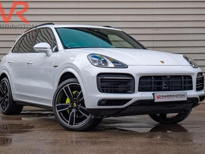 White Used 2023 Porsche Cayenne Platinum Edition SUV | £63,284 (Fair price)