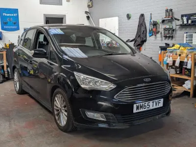 Usado Ford C-MAX Titanium 125 HP (91 kW) 2016 Preto Monovolume