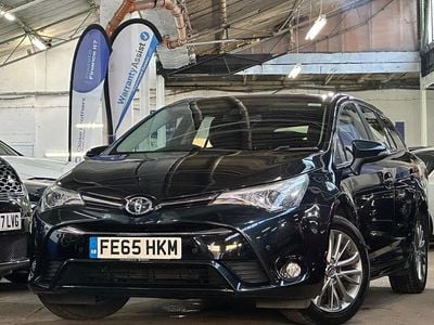 Used Toyota Avensis Business Edition 147 HP (108 kW) 2015 Grey Estate