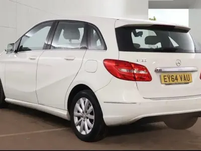 Begagnad Mercedes B180