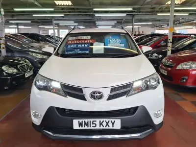 Used Toyota RAV4 150 HP (110 kW) 2015 White SUV