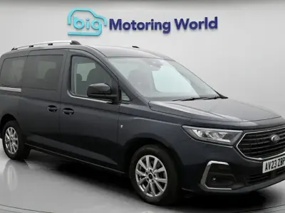 Used Ford Tourneo