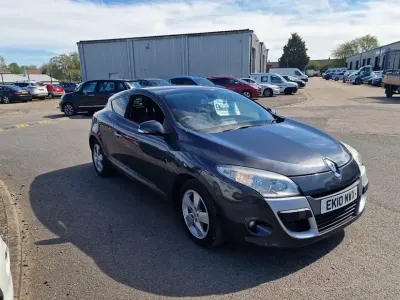 Używany Renault Mégane Dynamique 110 KM (80 kW) 2010 Coupe