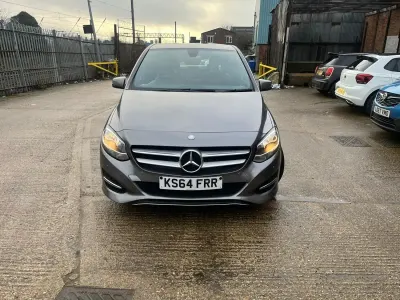 Begagnad Mercedes B180