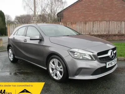 Begagnad Mercedes A180 109 HK (80 kW) 2017