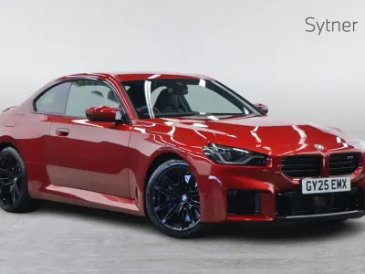Begagnad BMW M2 Comfort Edition 473 HK (347 kW) 2025 Röd Sportkupé