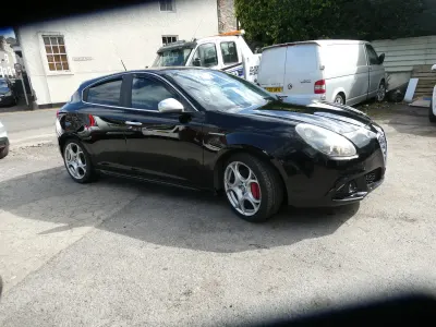 Used Alfa Romeo Giulietta Veloce 140 HP (102 kW) 2012 Black Hatchback