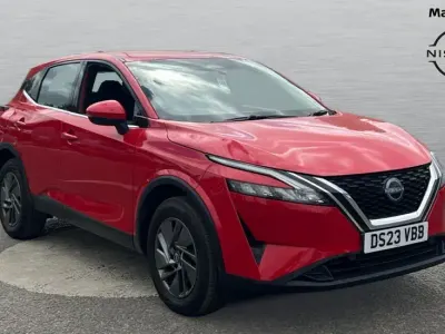 Used Nissan Qashqai Acenta Premium 140 HP (102 kW) 2023 Red SUV